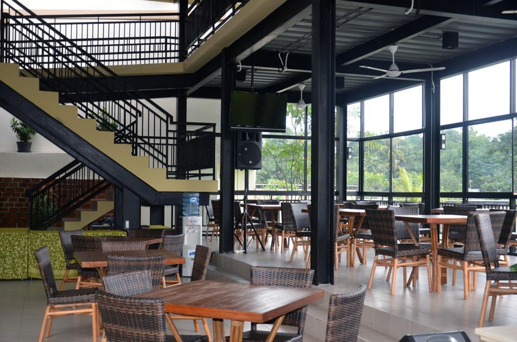 Bumi Cikeas Sentul Bogor 호텔 객실 사진